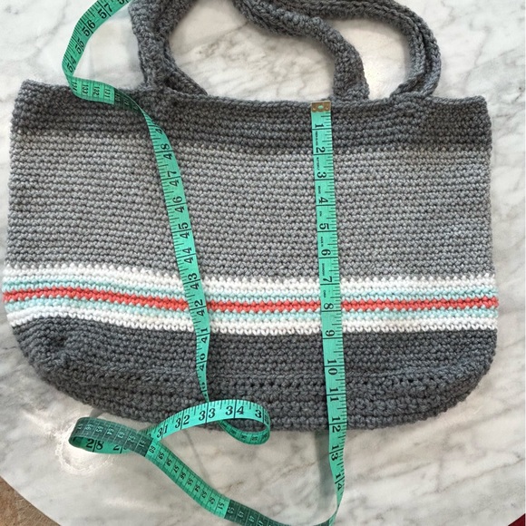 Hand Crocheted Beach Bag - Picture 5 of 8